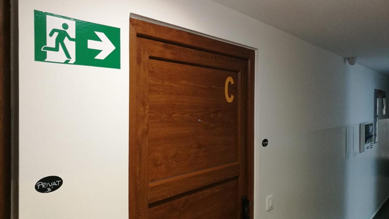 Apartments Borna 2 Ζάγκρεμπ Εξωτερικό φωτογραφία