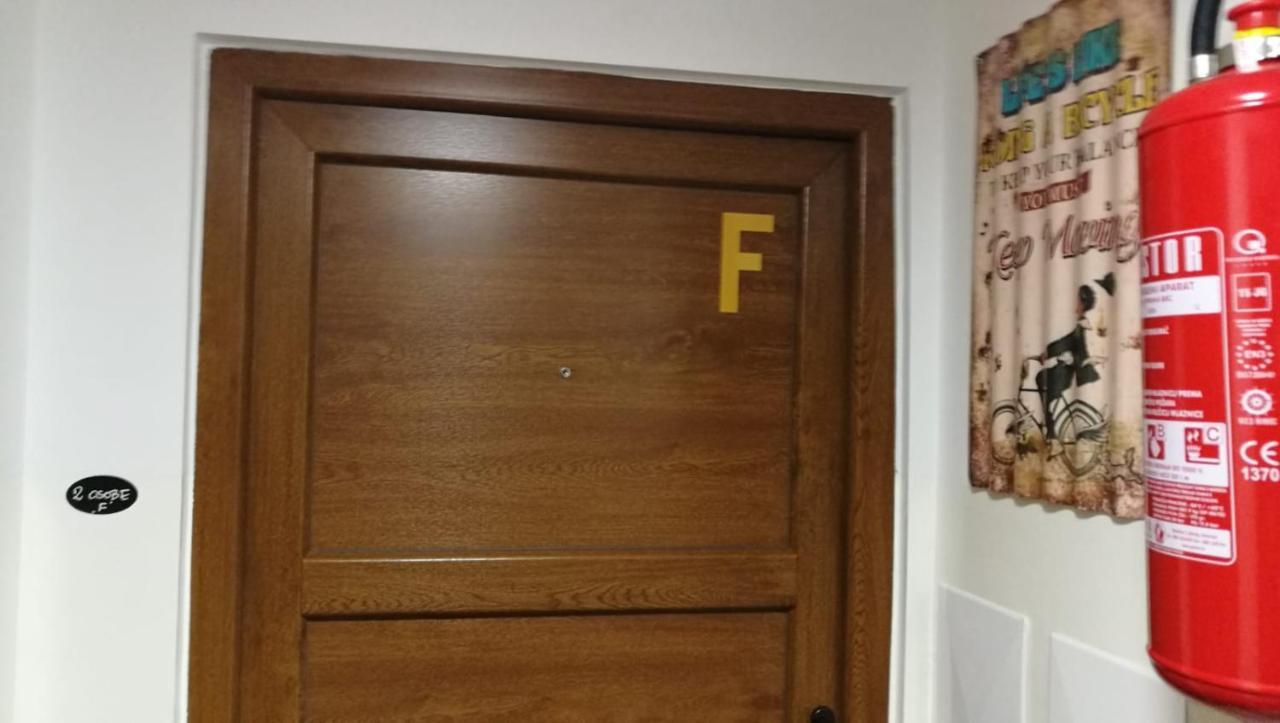Apartments Borna 2 Ζάγκρεμπ Εξωτερικό φωτογραφία