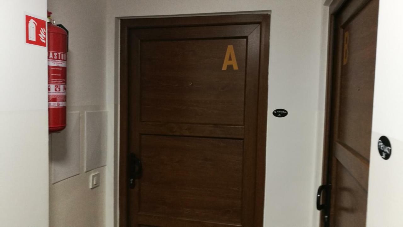 Apartments Borna 2 Ζάγκρεμπ Εξωτερικό φωτογραφία